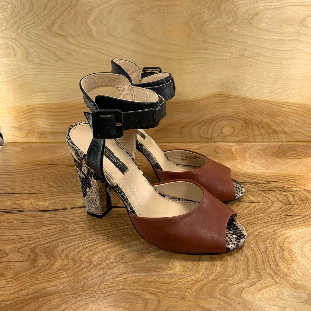 ShoeMint Rae Heels Snake Print/Brown/Black 8